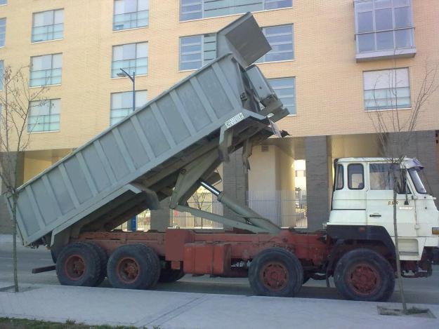 camion volquete de construccion