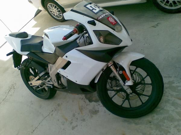 DERBI GPR RACING BLANCA!!! MOTO DE 50CC