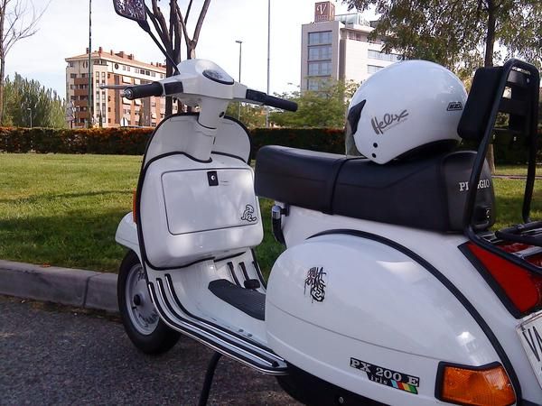 VESPA PX 200 IRIS