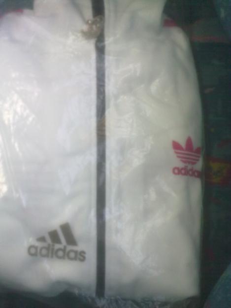 chandal de adidas rosa y negro