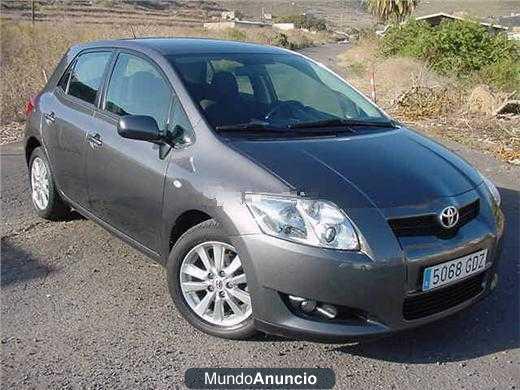 Toyota Auris 1.4 VVTi Auris