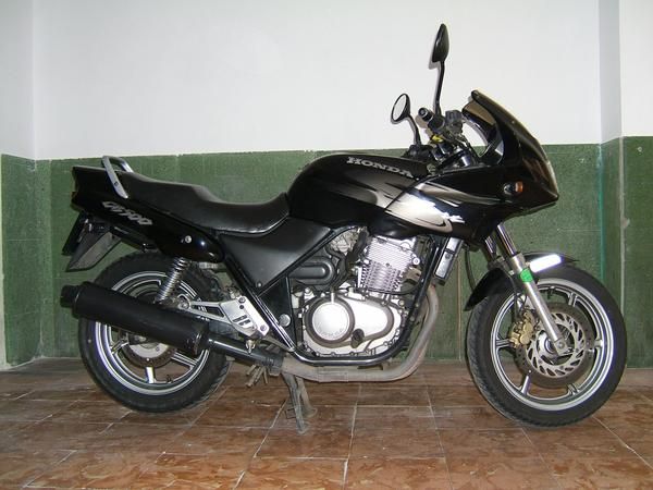 VENDO HONDA CB500 S.