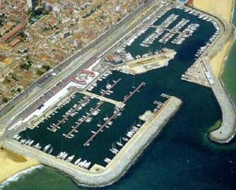 AMARRES MUY ECONOMICOS EN ALQUILER EN EL PUERTO DISPONIBLE EL MASNOU