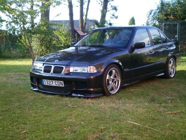 SE VENDE BMW 318 I