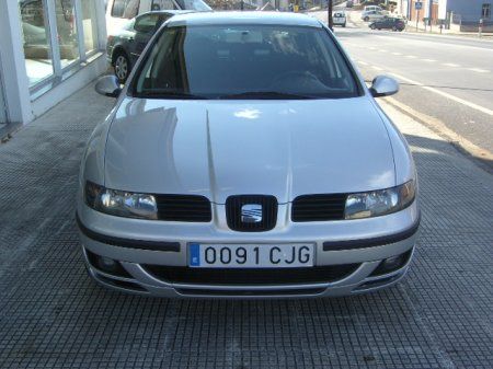 SEAT LEON 1.9 TDI 90 CV SPORTS LIMITED(A.A.-LLANTAS) - Lugo