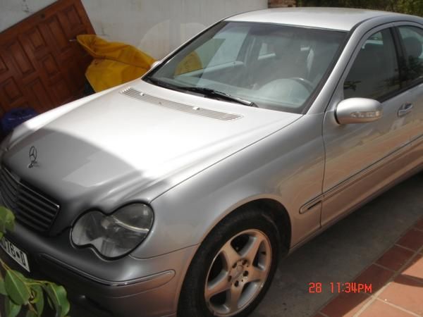 mercedes clase C 220 CDI 9500 euros