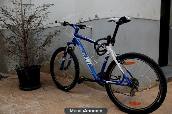 Specialized HardRock 2011