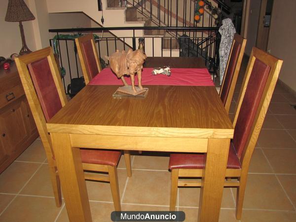 comedor completo en madera maziza en roble.  se vende por tan solo 1800€