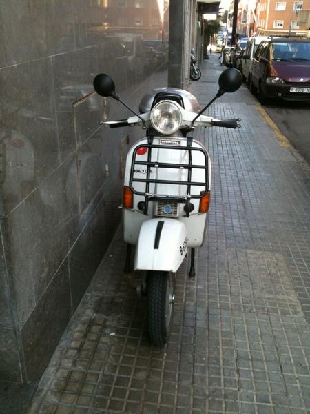 Vespa pk 200 blanca