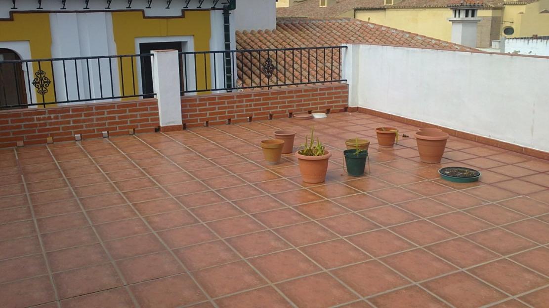 Ref.: v387 se vende casa en velezmalaga