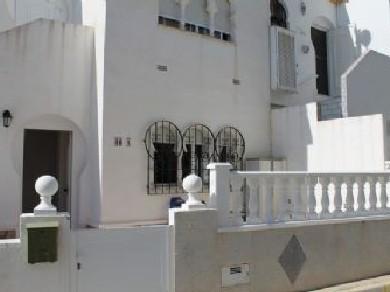 Apartamento con 2 dormitorios se vende en San Miguel de Salinas, Vega Baja Torrevieja