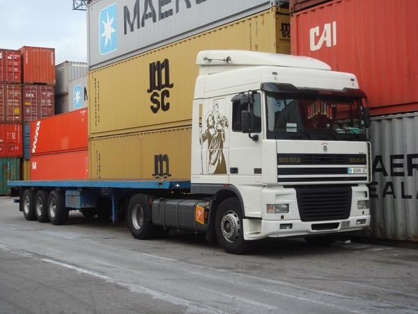 cabeza de camion DAF XF430 año 1999 km 500000