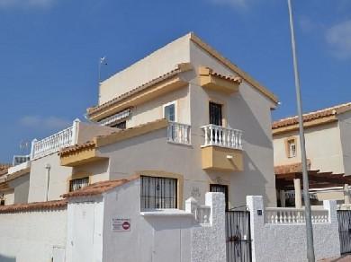 Chalet con 3 dormitorios se vende en Ciudad Quesada, Costa Blanca