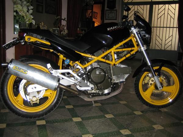 ducati monster 600