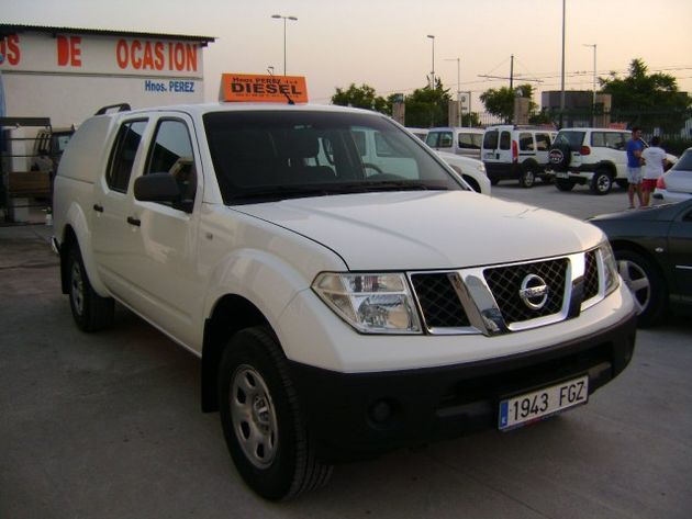 NISSAN PATHFINDER PICK UP LE (DOBLE CABINA) CARRIBOY