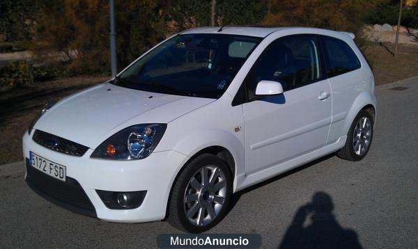 Vendo Ford Fiesta ST impecable ,vendo por no usar