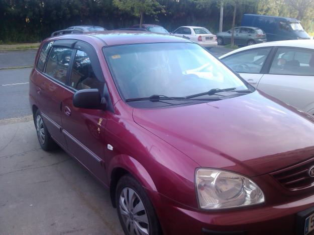 Vendo Kia Carens 1.6 LX