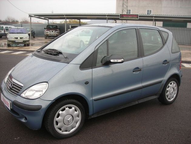 MERCEDES A 140 Corto