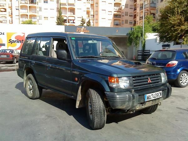 Vendo Mitsubishi Montero largo