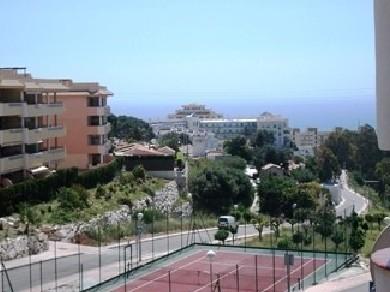 Apartamento con 2 dormitorios se vende en Fuengirola, Costa del Sol