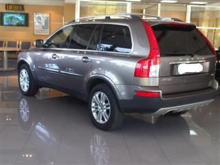 Volvo XC90 D5