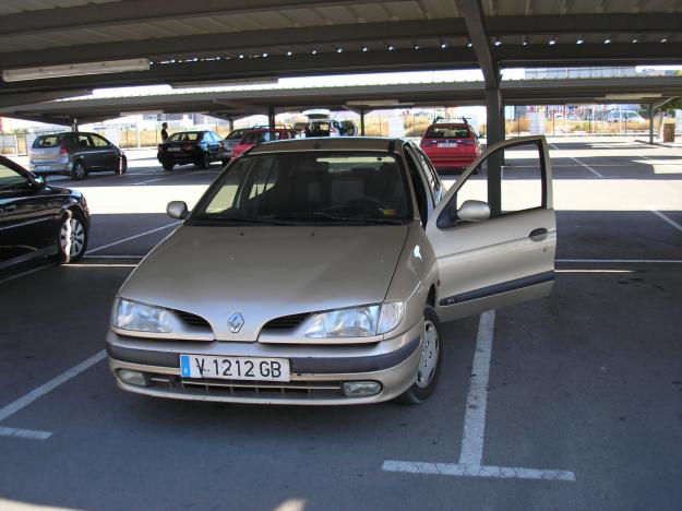 coche megane clasic muy buen precio