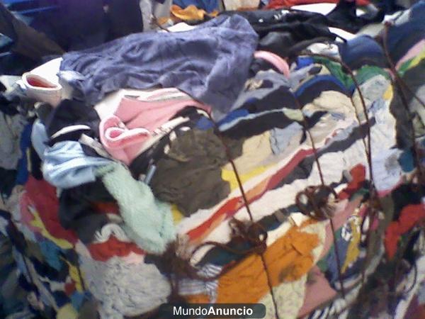 Ropa y zapatos de segundamano por kilos