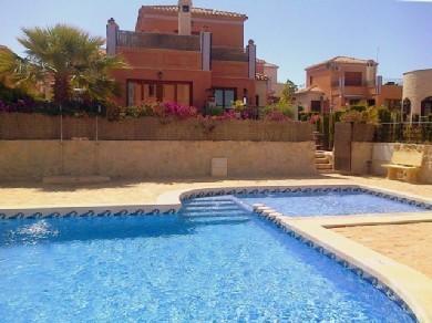 Chalet con 3 dormitorios se vende en San Miguel de Salinas, Vega Baja Torrevieja