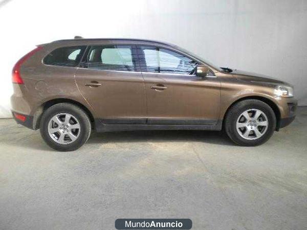 Volvo XC 60 D5 AWD Momentum Auto