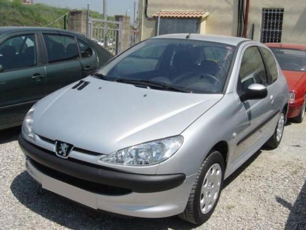 Peugeot 206 HDI 1.4 68CV. 3P. '04 en venta en Parets Del Vallès