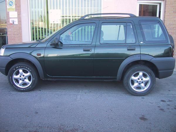 LAND ROVER FREELANDER 1.8 SE 5P