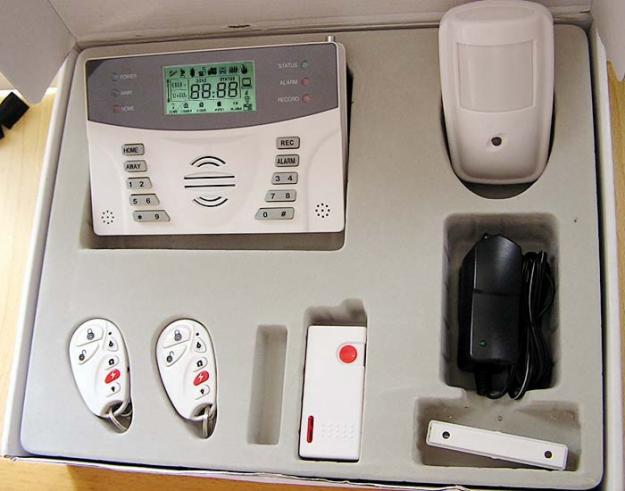 Sistema de vigilancia antirrobo alarma via radio con llamada a movil o fijo