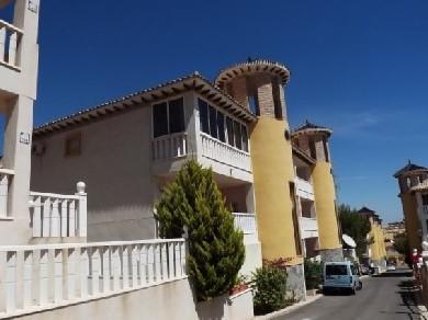 Apartamento con 2 dormitorios se vende en Villamartin, Costa Blanca