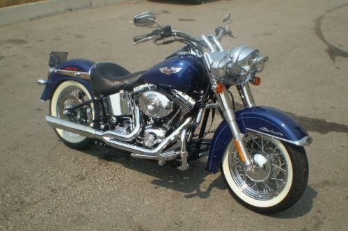 HARLEY DAVIDSON SOFTAIL DELUXE