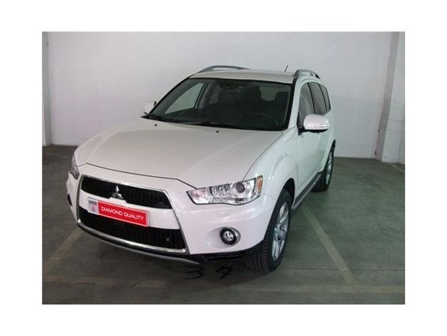 MITSUBISHI Outlander 220DI-D Motion