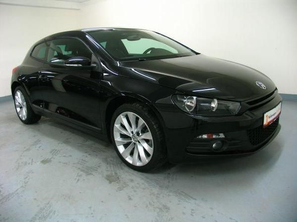 Volkswagen  Scirocco 2.0 TSI  DSG Con TECHO, GPS, DCC, CUERO Y LLANTA 18!!