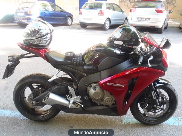 Honda CBR 1000 RR FIREBLADE