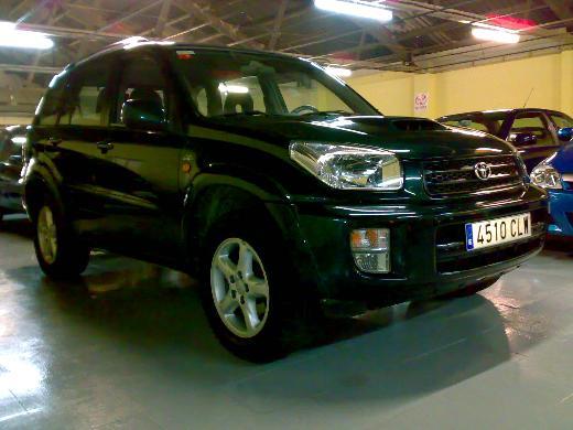 SE VENDE TOYOTA RAV4 AÑO 2003. 4X4 MOTOR. 2.0 D4D EN PERFECTO ESTADO. CON AIRE ACONDICIONA