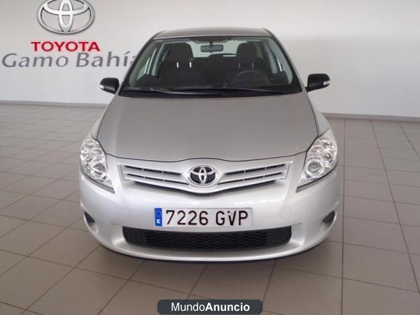 Toyota Auris 1.4 D4D Live