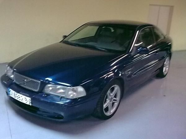 VOLVO C70 2.3 .automatico,2p AZUL METALIZADO, año 1998,, Apoyabrazos con portavasos Option name,Cuero/Alcantara,Alarma,,