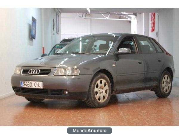 Audi A3 1.6 Ambiente 5 PUERTAS -- NAC