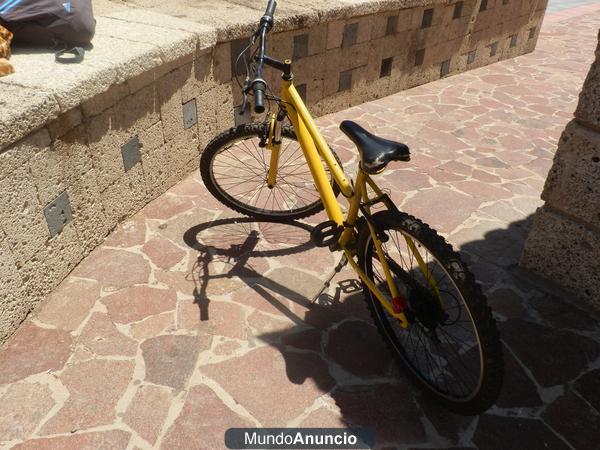 BICICLETA BARATA DE MONTAÑA BIEN CUIDADA