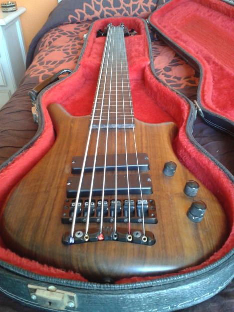 vendo bajo warwick thumb bolt-on de 6 cuerdas freetles