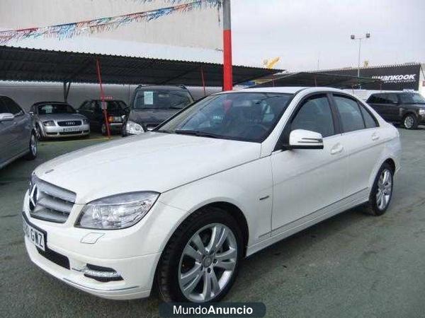 Mercedes-Benz C 220 CDI BE Avantgarde LIBRO D