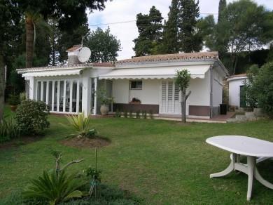 Chalet con 3 dormitorios se vende en Fuengirola, Costa del Sol