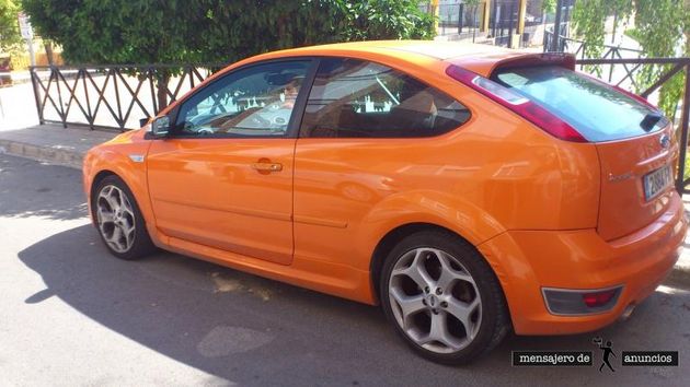 Vendo Ford focus st racing orange del Año 2007