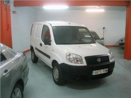 FIAT DOBLO CARGO BASE 1.9 MULTIJET MAXI - Madrid