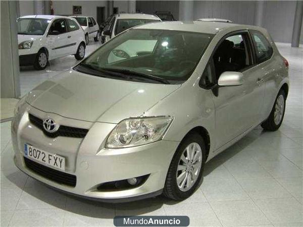 Toyota Auris 2.0 D4D Sol