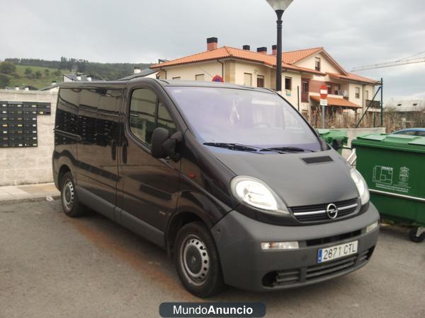 VENDO OPEL VIVARO