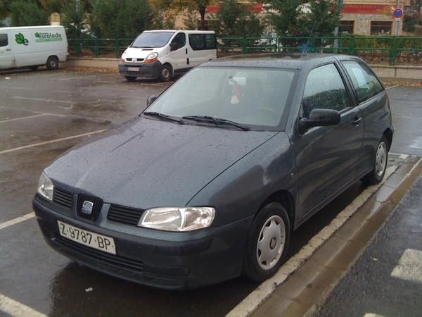 seat ibiza 1.4 gasolina año 2000 98500km  3000